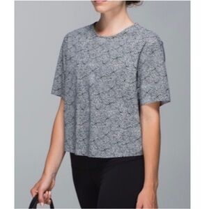 Lululemon ‘Good To Go’ Tee Short Sleeve Shirt in Plush Petal Black Ghost, W3F93S